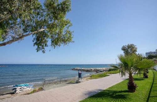 Historical Center Apartment | Hallmark Beach by TrulyCyprus