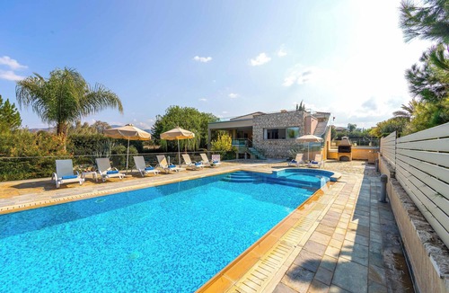 Polis Villa | Harmonia Beach Villa