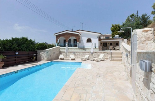 Pissouri Villa | Heavens Edge 2 Bedroom Villa with Pool, Pissouri Bay, Cyprus. CTO Licence 4591