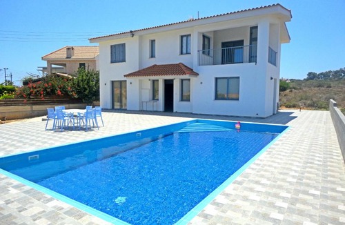 Paralimni Villa | Hilltop Villa Protaras