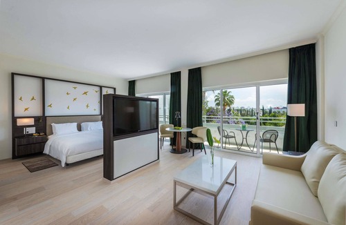Egkomi Hotel | Hilton Nicosia