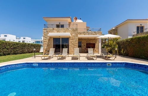 Pegeia House | Holiday home "Sea Point Villa Chrisanthi"