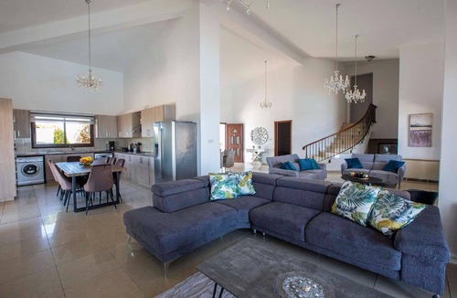 Kathikas Other | Holiday house Kathikas for 1 - 12 persons with 6 bedrooms - Farmhouse