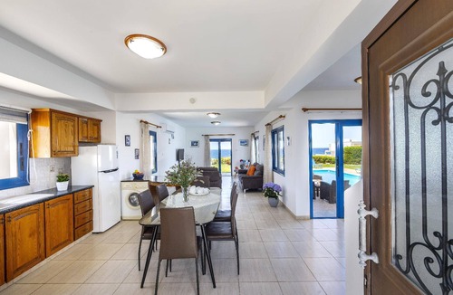 Pomos House | Holiday house Pomos for 1 - 6 persons with 3 bedrooms - Holiday house