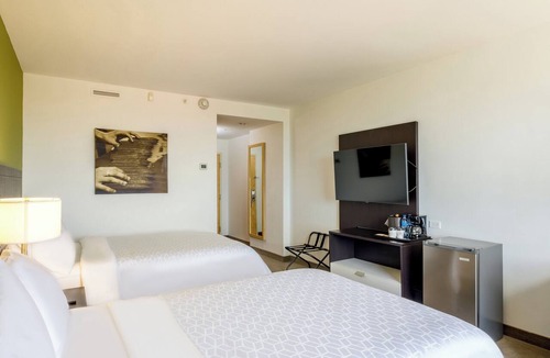 Managua Hotel | Holiday Inn Express Managua by IHG