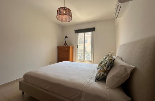 Kiti Apartment | Horizon View