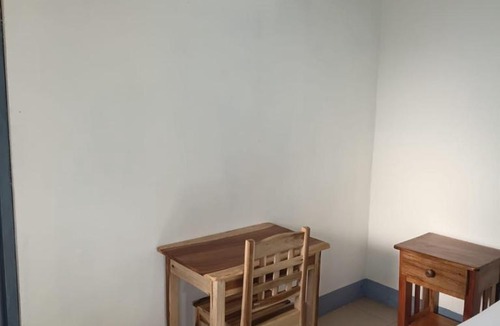 Leon House | Hostal Calle Real