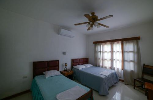 Rivas House | HOSTAL RIVAS INNS