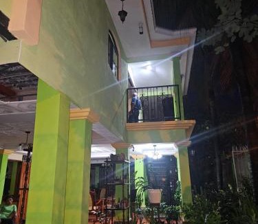 Leon Bed & Breakfast | Hostal San Antonio