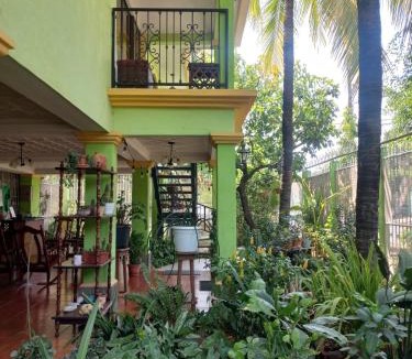 Leon Bed & Breakfast | Hostal San Antonio