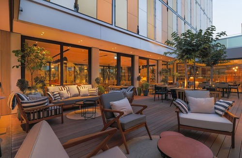 Larnaca City Centre Hotel | Hotel Indigo Larnaca by IHG