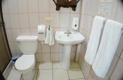 Chinandega Hotel | Hotel Los Balcones de Chinandega