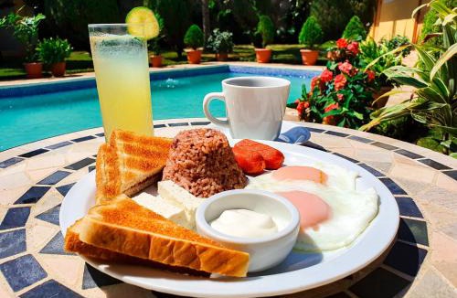 Managua Hotel | Hotel Los Pinos