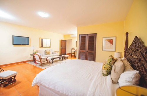 Chinandega Hotel | Hotel Los Portales