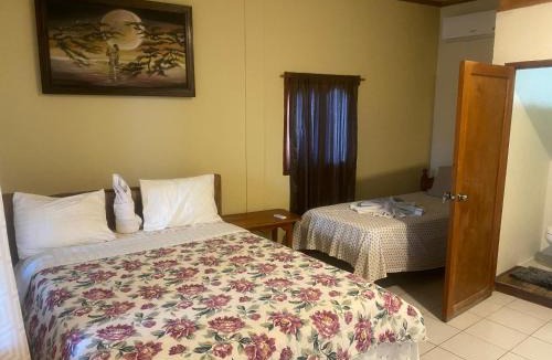 Santa Cruz Hotel | Hotel Restaurante Los Cocos
