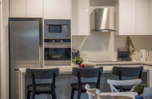Paralimni House | Hubstay - The Royal Palace | Lux Private Pool