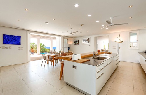 Agios Georgios Pegeias Villa | HUGE 22MX8M PRIVATE INFINITY POOL, STUNNING SEA VIEWS, ULTRA MODERN, SECLUDED