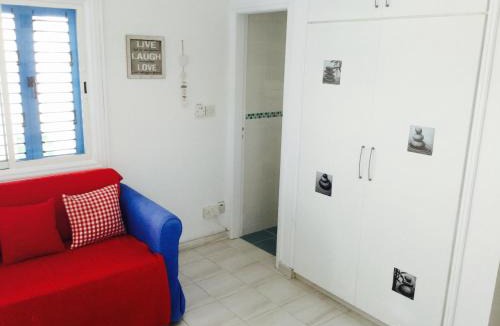 Chlorakas Apartment | Ikaria Village Studio
