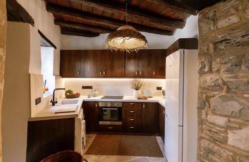 Panagia House | Ioulia's Cottage by Nomads