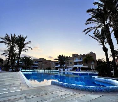 Universal Apartment | Iris Village