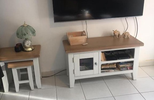 Universal Apartment | Iris Village