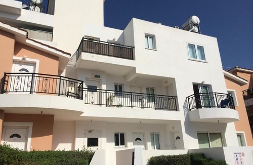 Universal Apartment | Ithaki Gardens Apartment 107