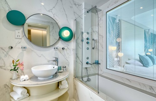 Geroskipou Hotel | Ivi Mare - Designed for adults by Louis Hotels