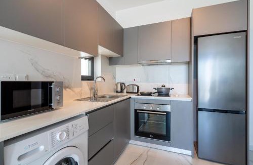 Larnaca Apartment | Ivory 1-BR Apartment in Aradipou