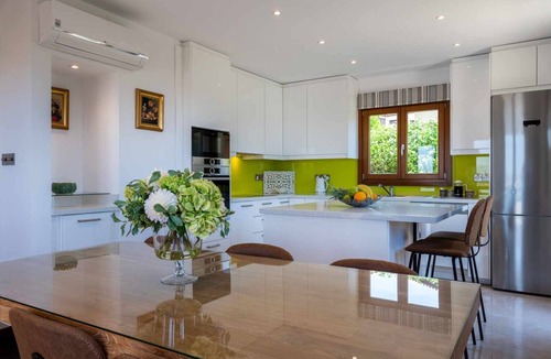 Kouklia Villa | Junior Villa BZ01 - Melandra