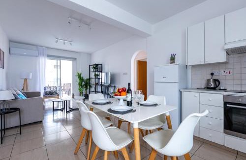 Universal Apartment | Just renovated beautiful 2 bed apartment in Paphos 5 min drive to the beach