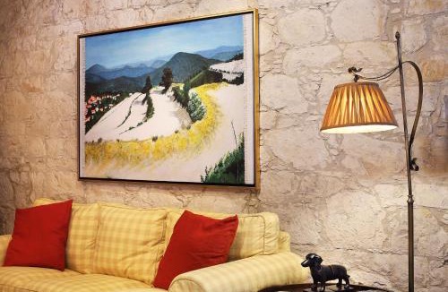 Arsos House | KANTARA HOUSE - A Rural Retreat of Comfort & Class!