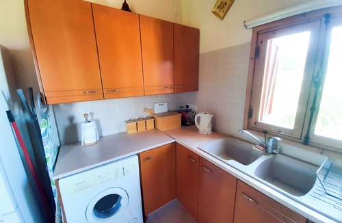 Kellaki Cottage | Kellaki Cottage - 2 bedroom with pool, sleeps 6