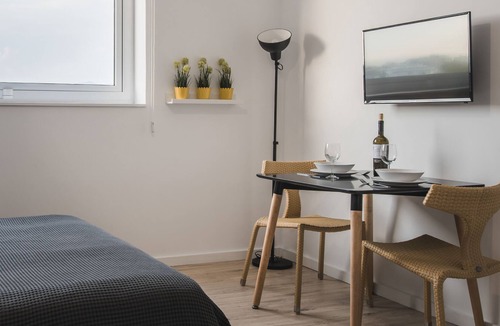 Historical Center Apartment | Kitonas 401-Apartment-Apartment-Ensuite with Shower