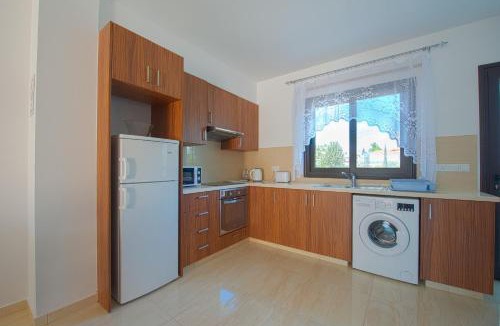 Pegeia Apartment | Kolderen Coral Bay 3