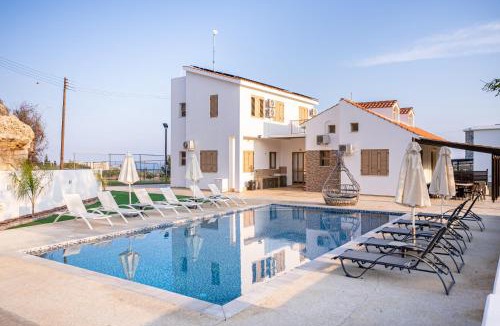 Cape Greko Villa | Konnos Villa 1 - Quiet - Privacy - High Hill Seaviews - SaltWater Heated Pool