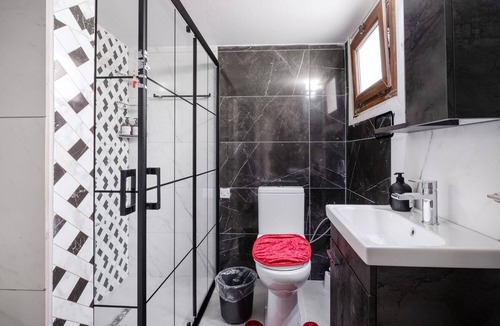 Kyrenia House | Kyrenia Garden Flat - Two Bedroom House, Sleeps 4