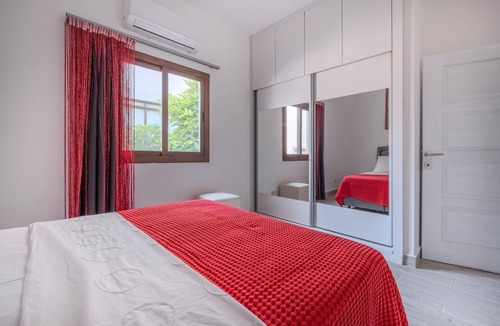 Kyrenia House | Kyrenia Garden Flat - Two Bedroom House, Sleeps 4