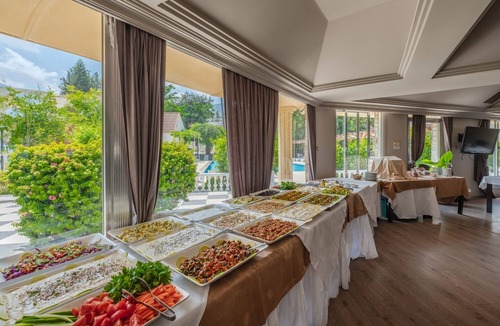 Karavas House | Kyrenia Riverside Escape
