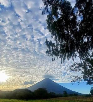 Santo Domingo House | La inculta hostel Ometepe