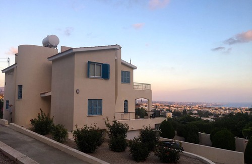 Peyia Town Villa | Large 4 Bed Villa with Heated Pool in own grounds inc. Gardens and Terraces.