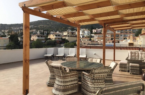 Peyia Town Apartment | Large Terrace, Sea Views, Shared Pool, Free WiFi, UK TV Package, Air Con, Lift