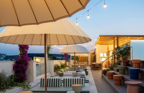 Oroklini Apartment | Larnaca LIV & CO Suites