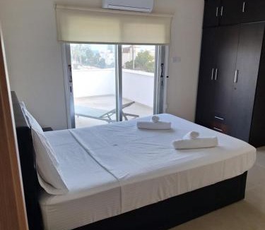 Oroklini Apartment | Larnaca penthouse