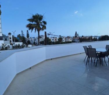 Oroklini Apartment | Larnaca penthouse