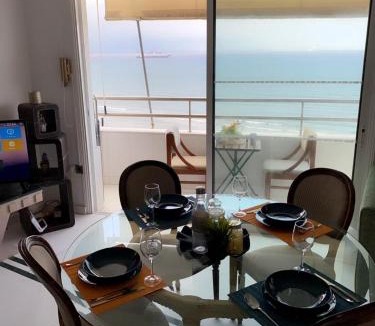 Larnaca City Centre House | Larnaca Room, 50m to the Finikoudes beach