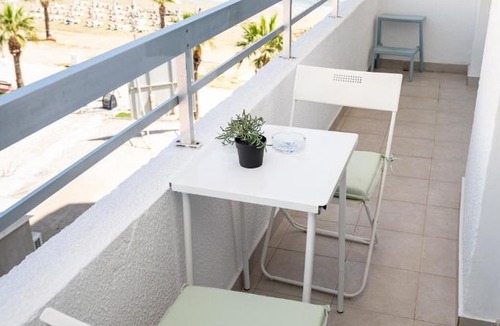 Larnaca City Centre Apartment | Lazuli Sea View Beachfront - Ap Finikoudes