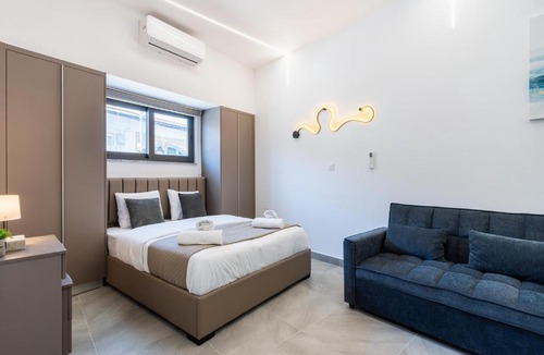 Larnaca City Centre Apartment | Le Bandit Studio in City Center