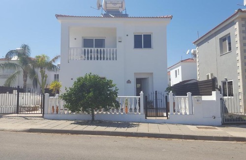 Kapparis Villa | Lemon Tree Villa