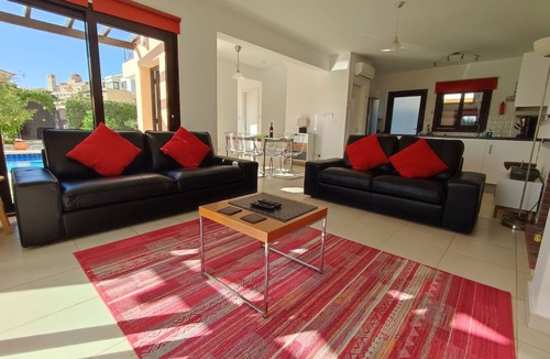 Tala Villa | Lemon Tree Villa - Luxurious 3 Bed, 3 Bath Villa just 500m from Tala Village Square