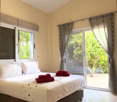 Peyia Town Villa | Leo's Paradise Villa Family Home Away From Home with Large Pool
